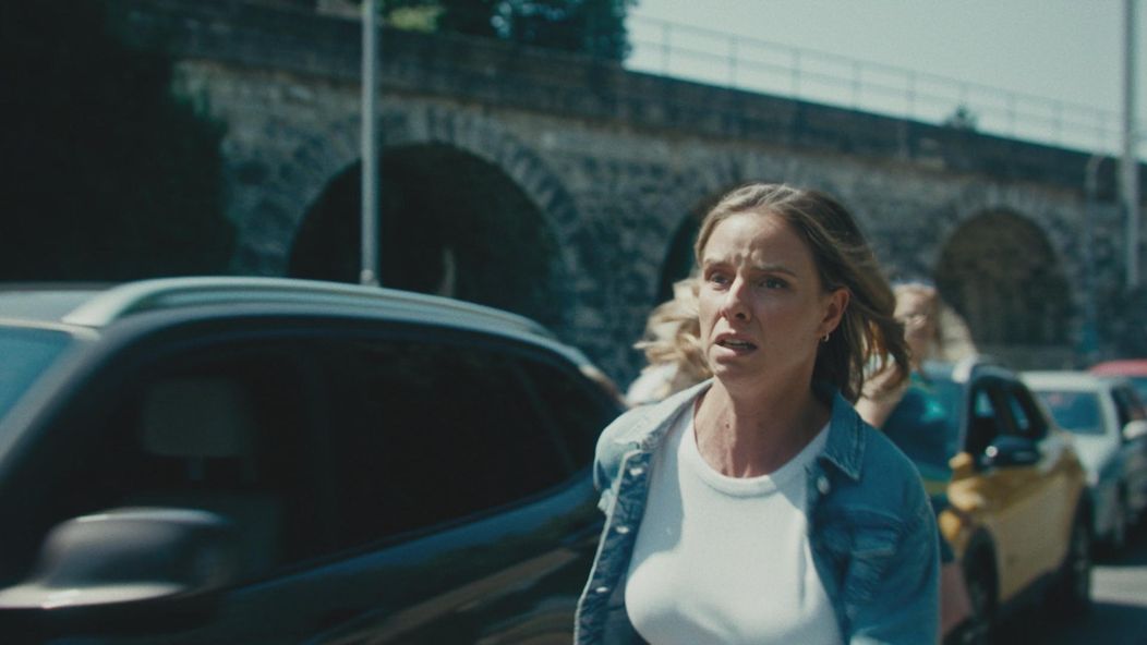 Barbora (Nela Pocisková) zistí, že telo patrí jej synovi Dankovi a zrúti sa.