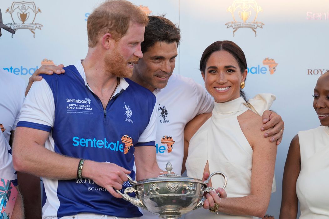 Princ Harry s Meghan po jazdeckom póle
