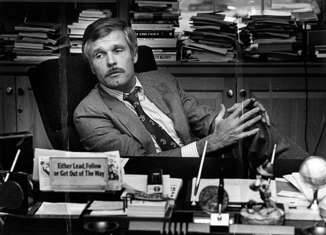 Zomrel americký mediálny magnát Ted Turner, ktorý založil televíznu stanicu CNN
