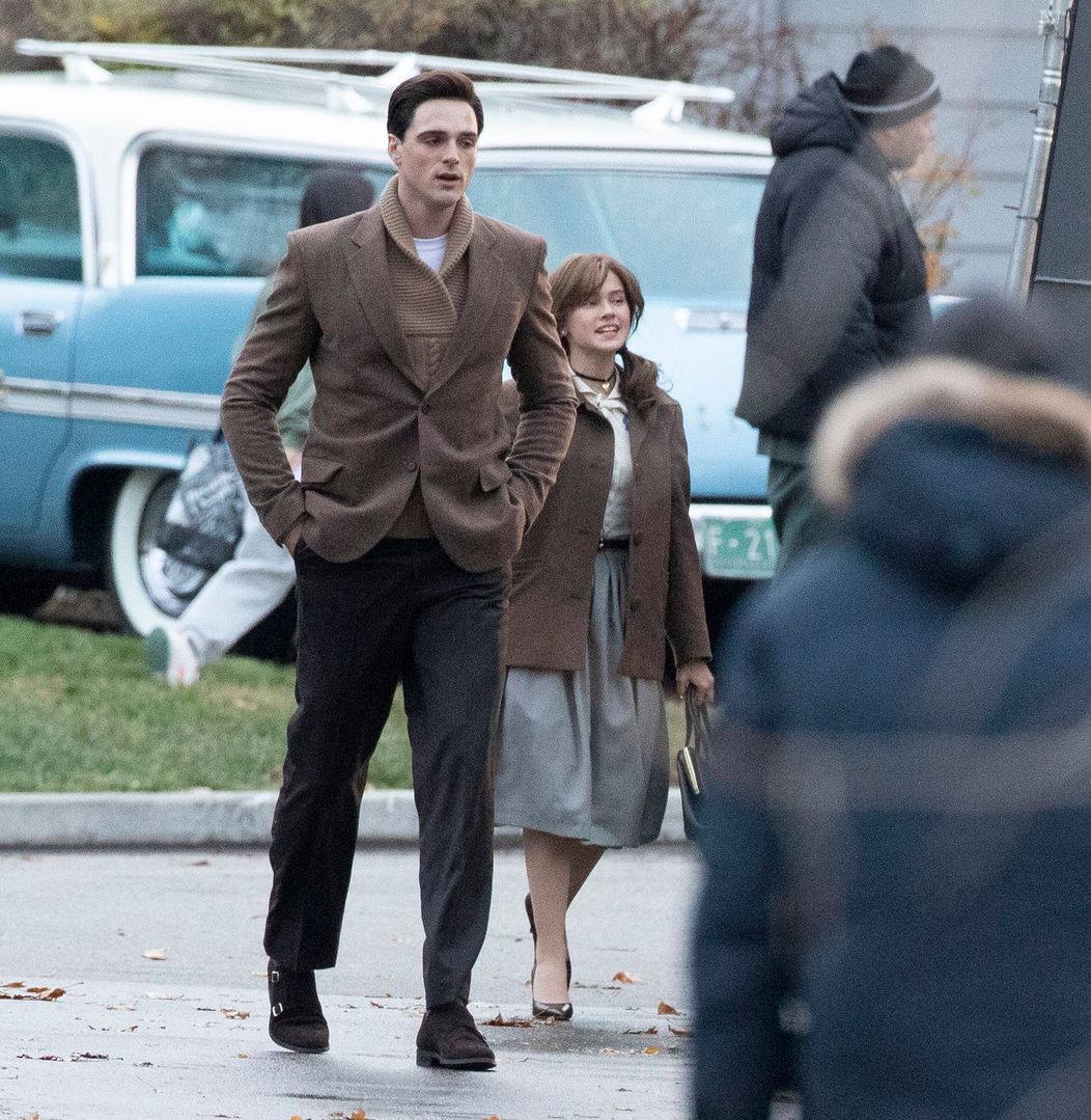 Jacob Elordi stvárnil postavu Elvisa Presleyho vo filme Priscilla.