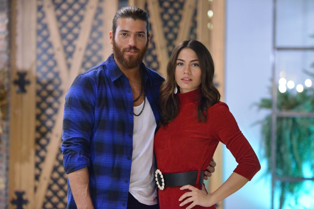 Can Yaman v seriáli S hlavou v oblakoch