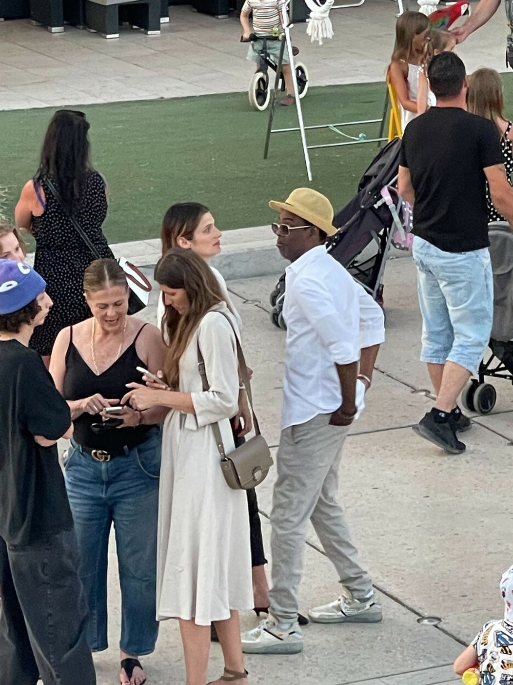 Chris Rock a Lake Bell v Trogire.
