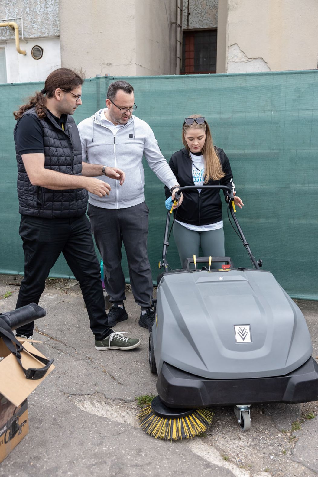 Týždeň pre budúcnosť: Markíza na dobrovoľníckej akcii Naše mesto na ZŠ v Stupave