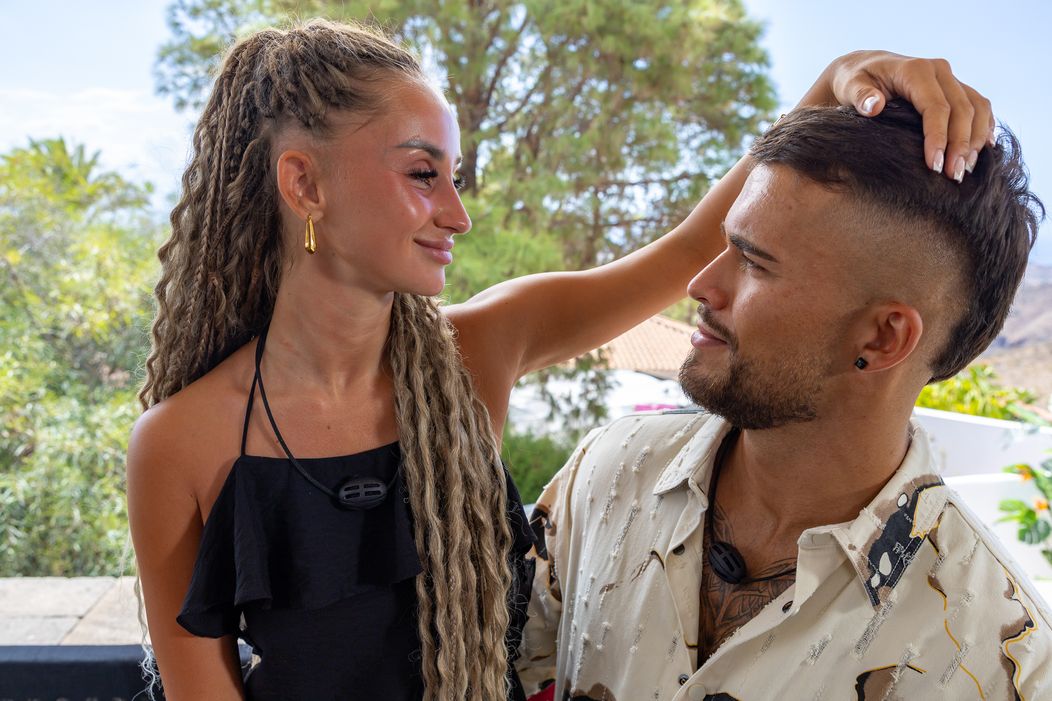 Cynthia a Jakub na rande