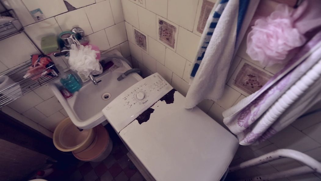 Chátrajúci dom potrebuje okamžitú rekonštrukciu