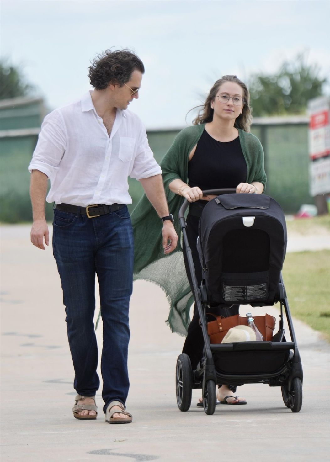 Henry Cavill je otcom