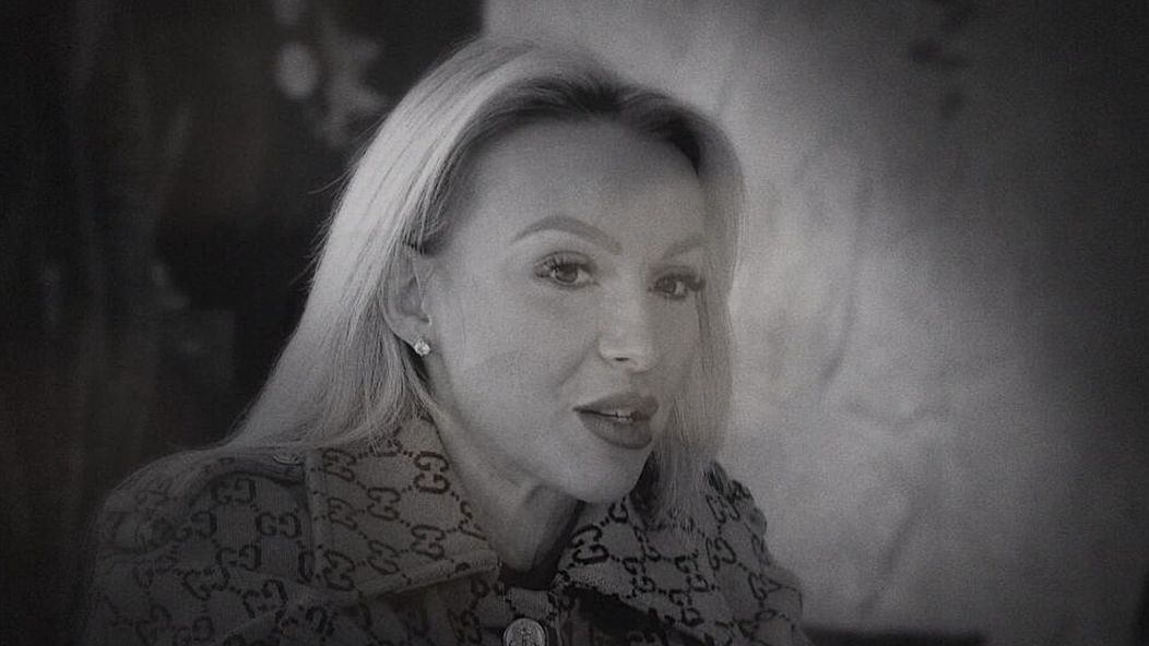 Monika Jákliová.