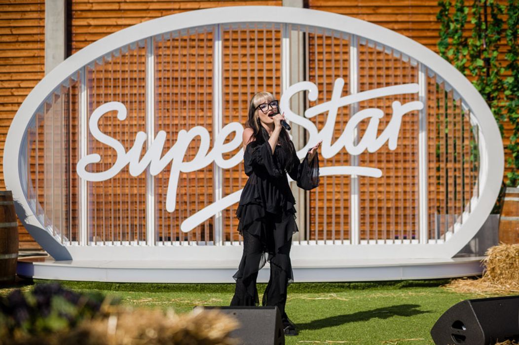 1. SuperVýber SuperStar