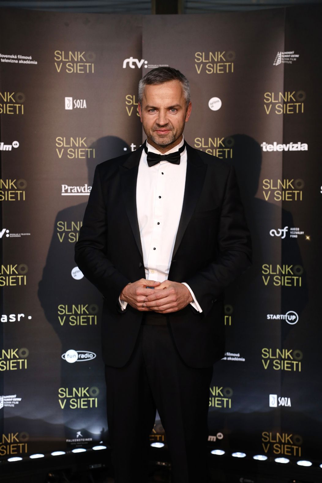 Slnko v sieti