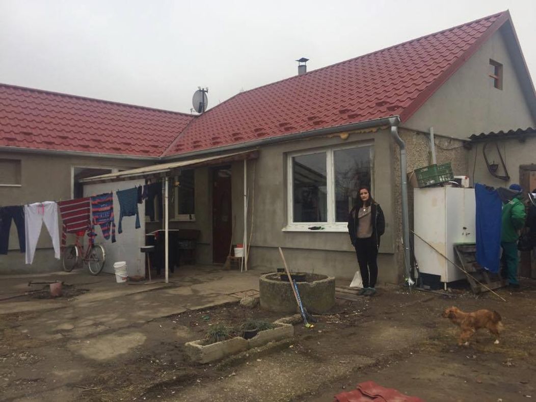 Domček je aj napriek snahe rodiny v dezolátnom stave