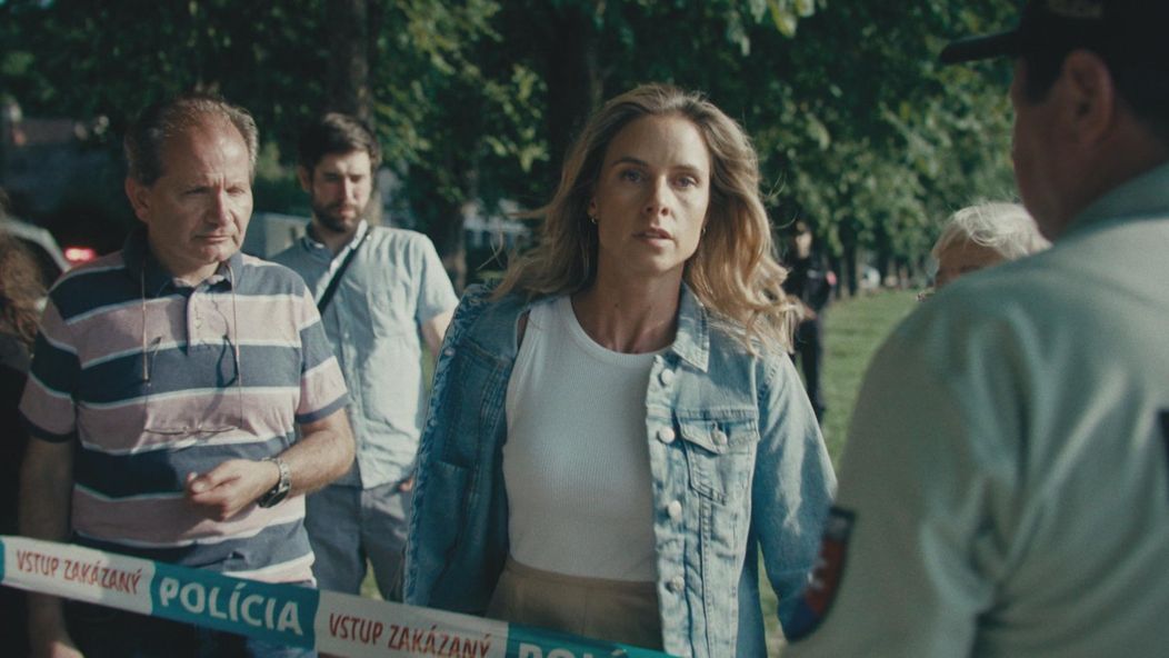 Barbora (Nela Pocisková) zistí, že telo patrí jej synovi Dankovi a zrúti sa.