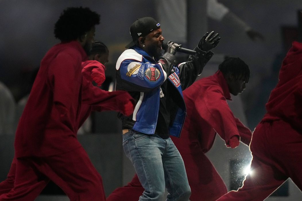 Kendrick Lamar počas Halftime Show