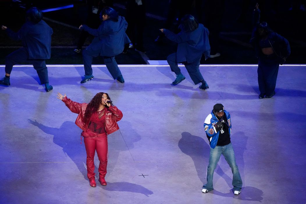 Kendrick Lamar počas Halftime Show