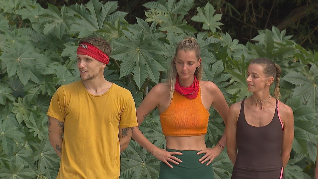 Výmenu členov v Survivore sprevádzali emócie na oboch stranách.