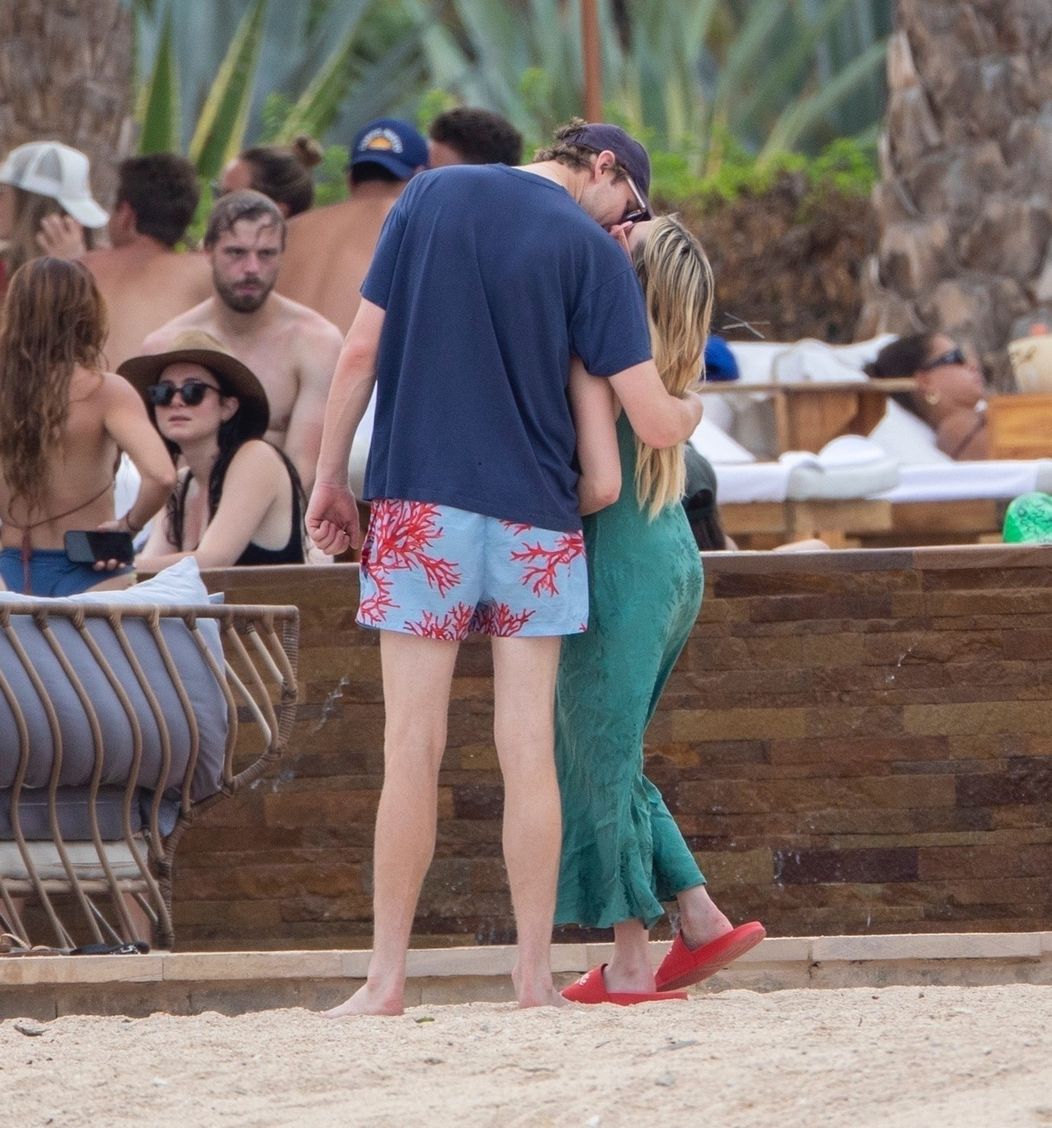 Emma Roberts sa bude vydávať