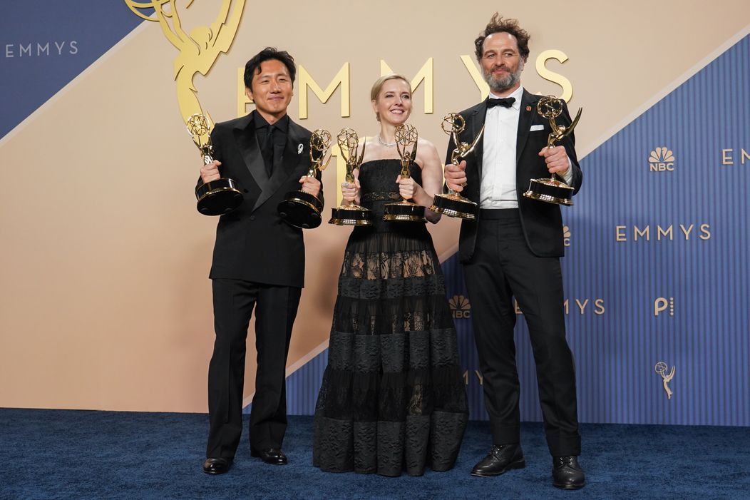 Momentky z udeľovania televíznych cien Emmy 2026