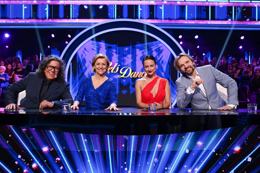 Richard Genzer, Tatiana Drexler, Laura Arcolinová a Ján Ďurovčík v šou Let's Dance