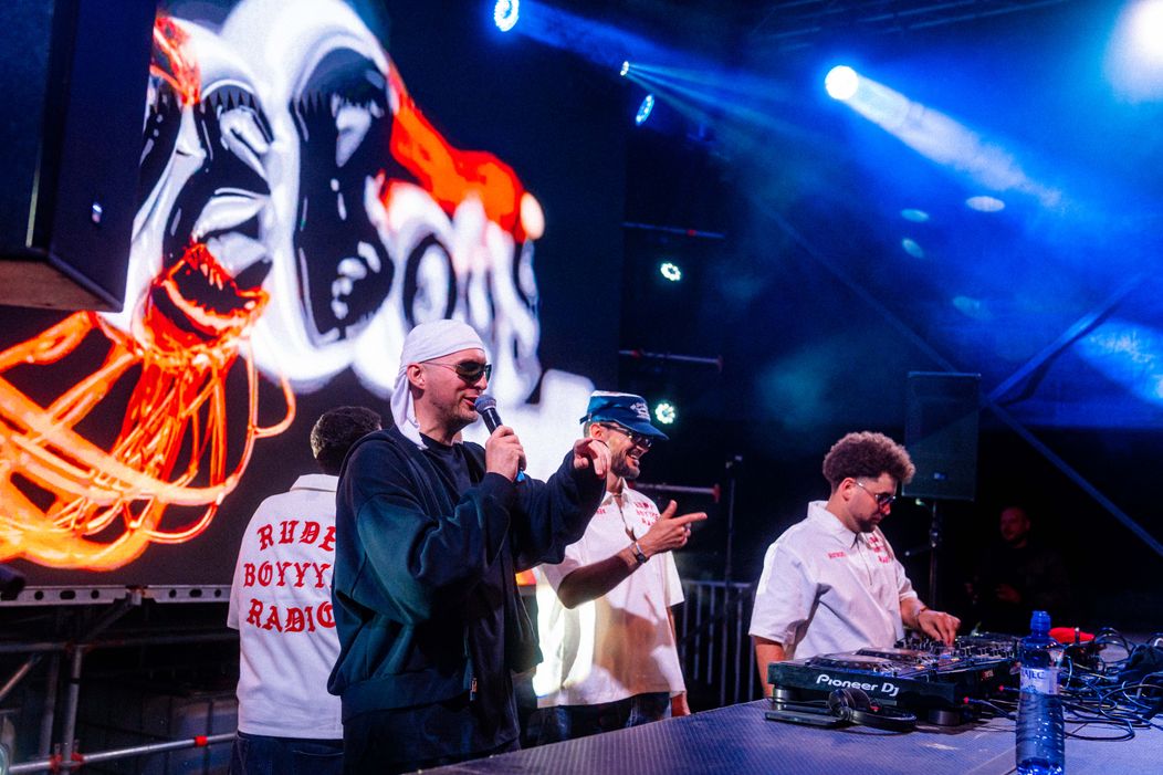 Misha spojila sily s RudeBoys Radio a Glebom; prinášajú ikonický hit v novom šate 