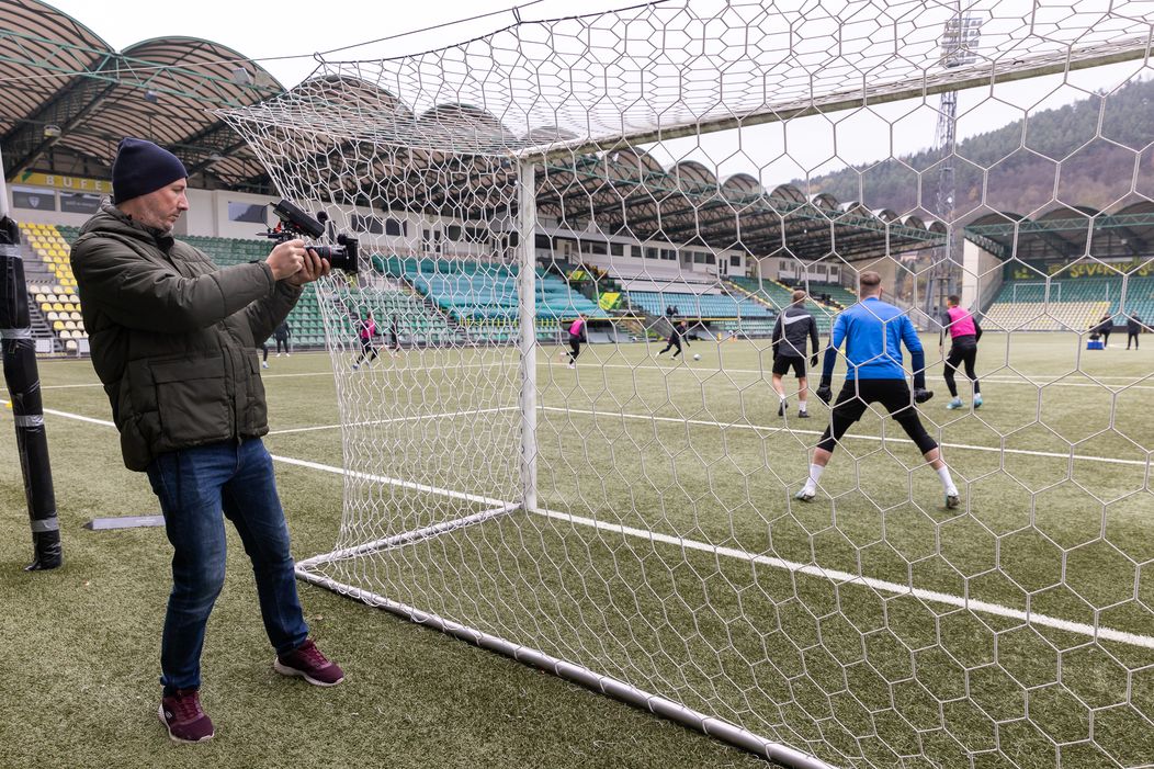 Zábery z nakrúcania dokumentárnej série Do neba a do pekla: Generácia Žilina