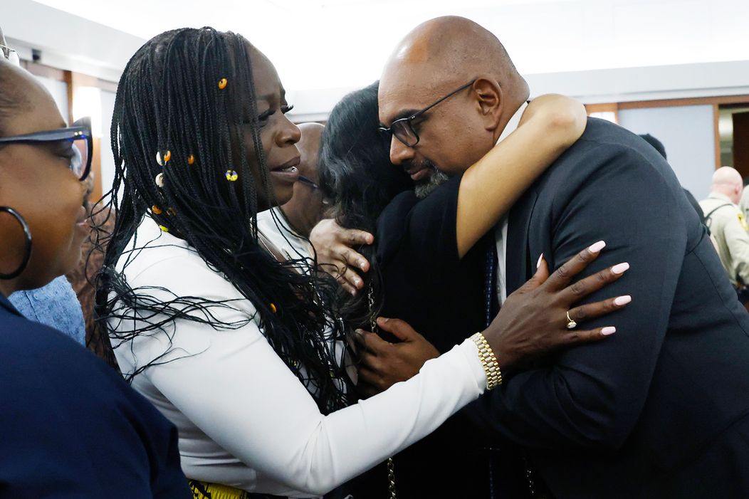 Tupac_Trial626400