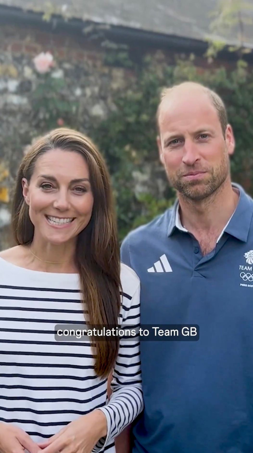Kate a William na novom videu, princ má bradu!