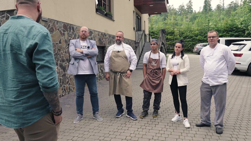 Na nože - Martin sa vrátil do hotela Tulipán