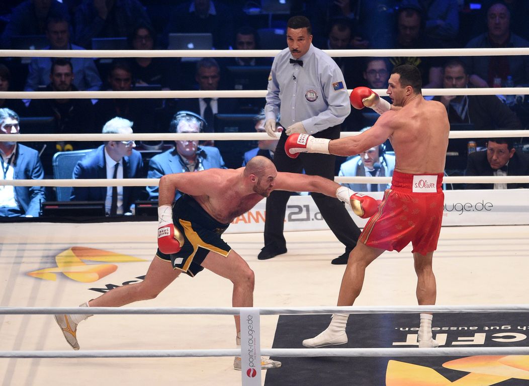 Zo súboja o šampióna ťažkej váhy Tyson Fury vs. Vladimir Kličko.