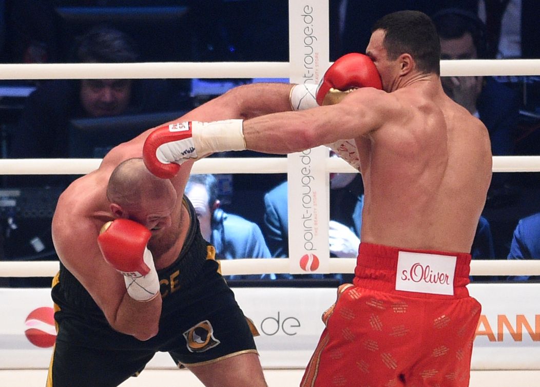 Zo súboja o šampióna ťažkej váhy Tyson Fury vs. Vladimir Kličko.