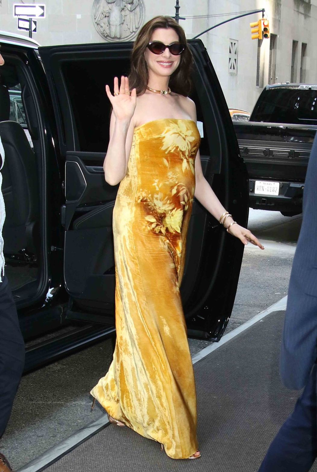 Anne Hathaway jej štýlové tehotenské outfity