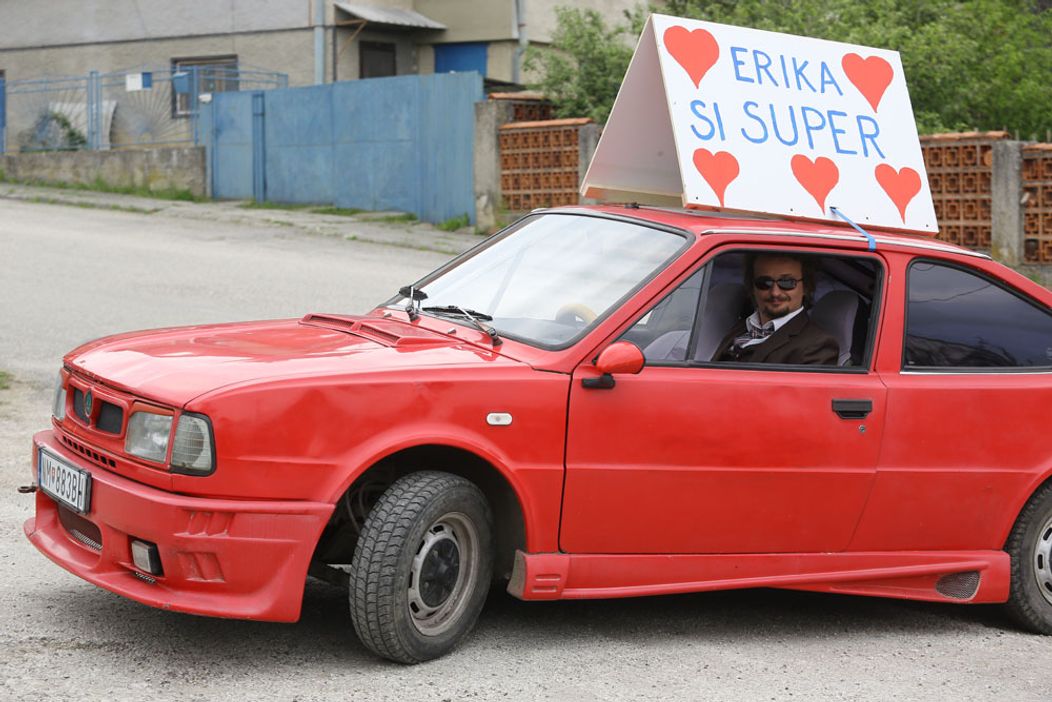 Horná Dolná - Ďuro pokľakol a vytiahol prsteň