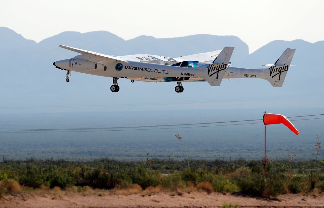 Vzlet raketoplánu spoločnosti Virgin Galactic.