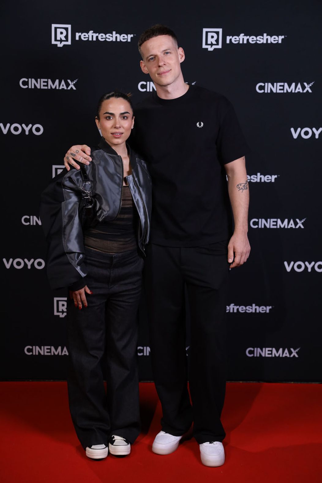 Kino premiéra 1.epizódy Ruže pre nevestu v Bratislave! Dievčatá boli nádherné
