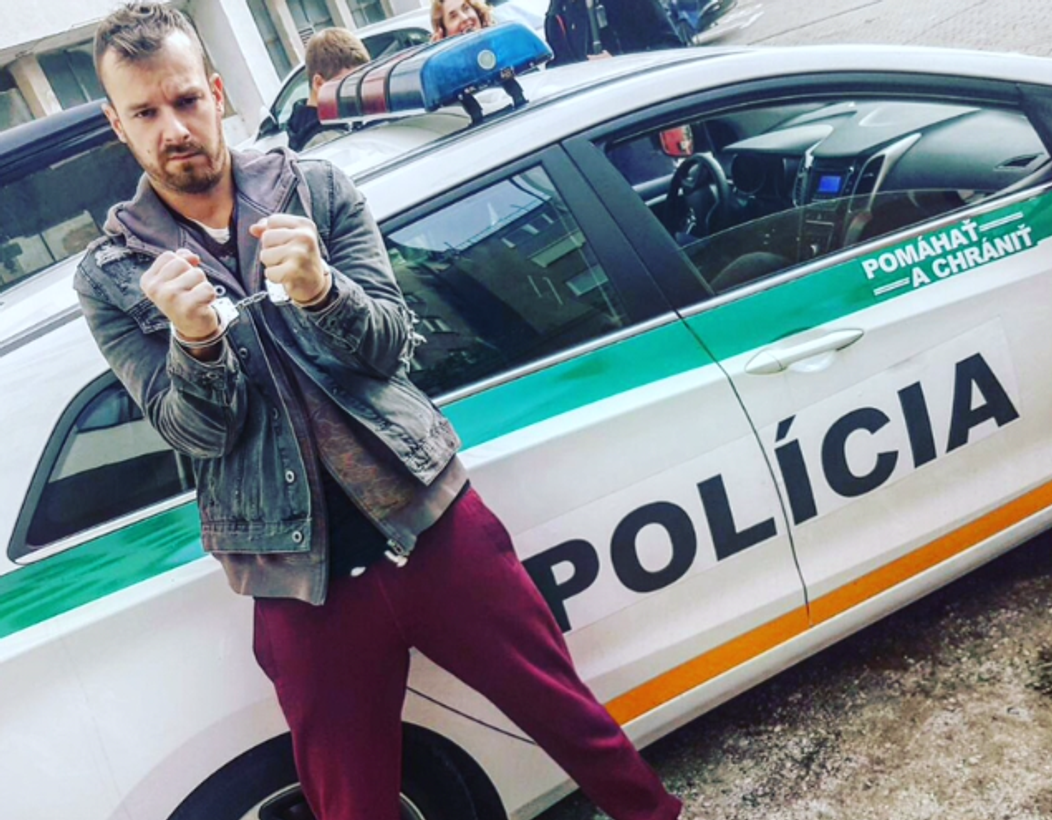 Lukáš Dóza na nakrúcaní Rexa