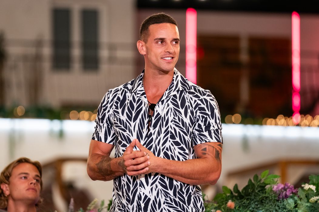 Love Island po recouplingu a následnom dumpingu opustili naraz dva páry - Natálie a Matěj a Adriana a Oliver.