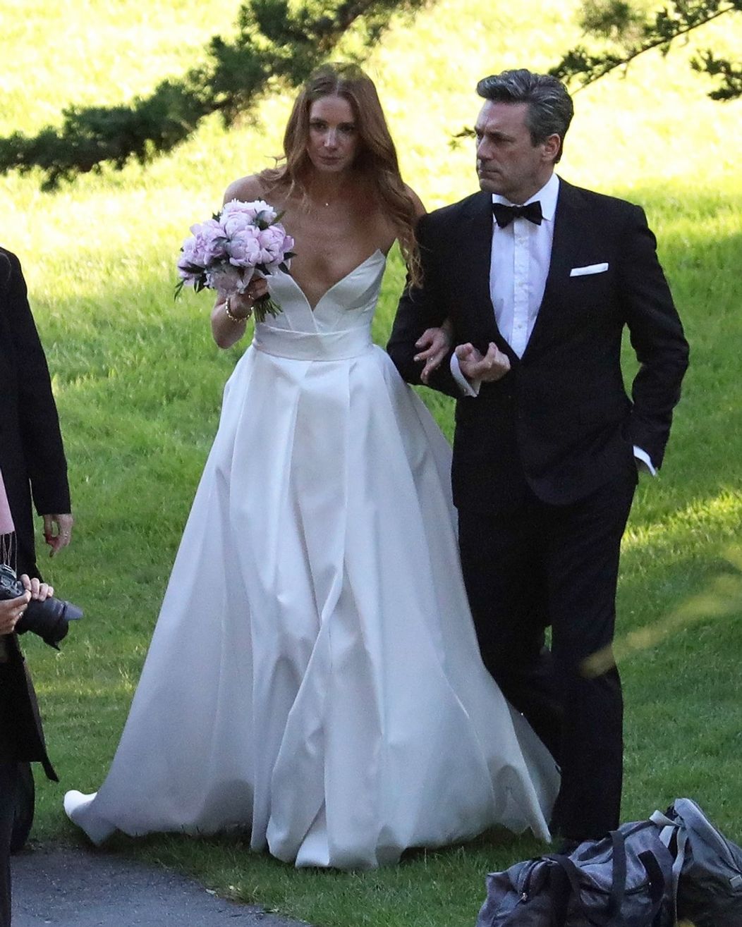 Herecký pár Jon Hamm a Anna Osceola si povedali áno