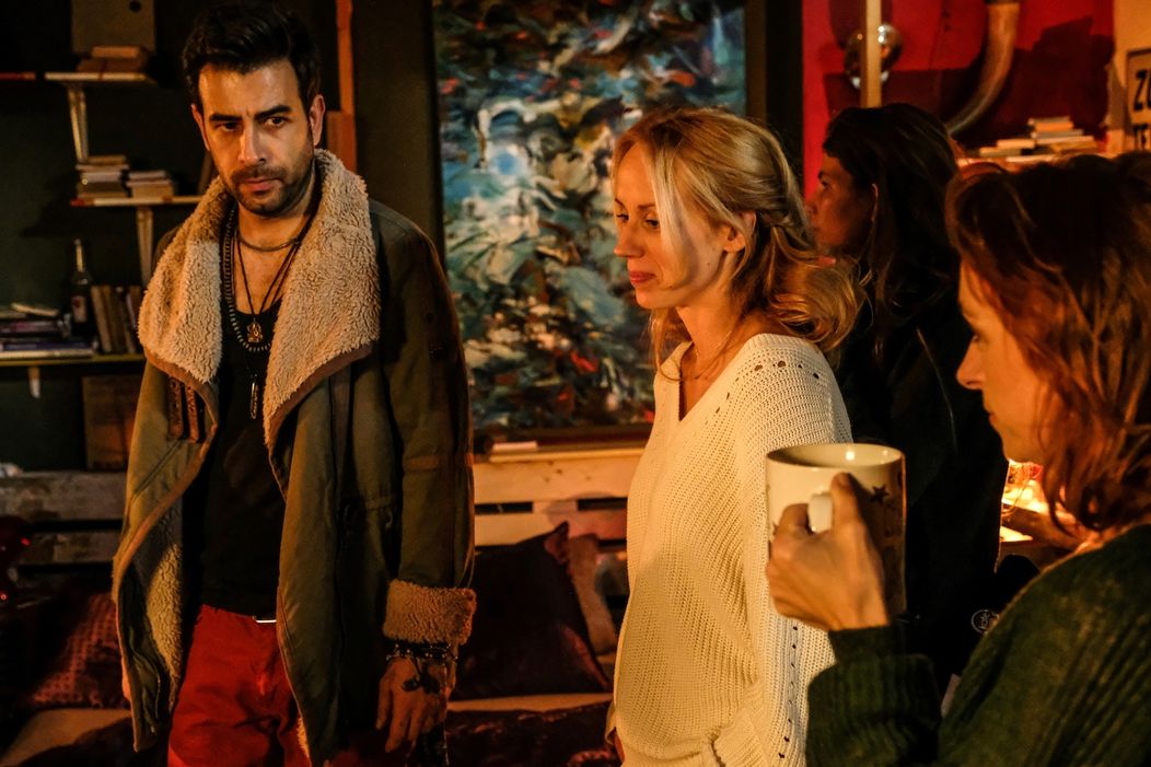 Jan Volarič a Petra Hřebíčková na nakrúcaní filmu Príliš osobná známosť