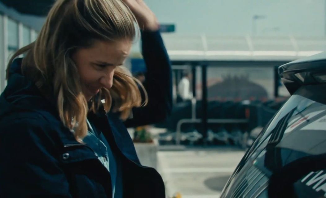 Barbora nevie, ako má blízkym povedať svoje tajomstvo.