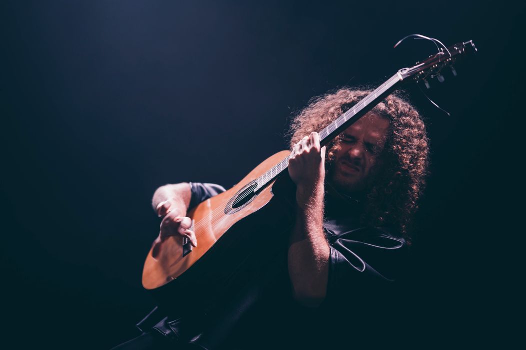Gitarista Dávid Bílek odpálil turné v Banskej Bystrici