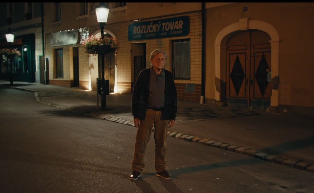 Tomáš urobil pre svojho kamaráta odvážnu vec a zúčastnil sa rekonštrukcie noci, keď Danko zomrel.
