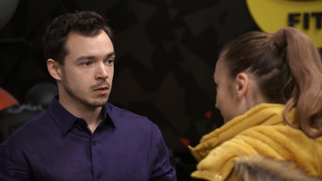 Edo zostal z Lenkiných slov prekvapený.