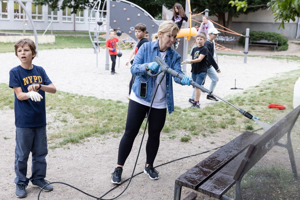 Týždeň pre budúcnosť: Markíza na dobrovoľníckej akcii Naše mesto na ZŠ v Stupave