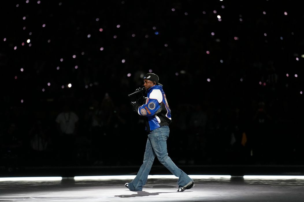 Kendrick Lamar počas Halftime Show