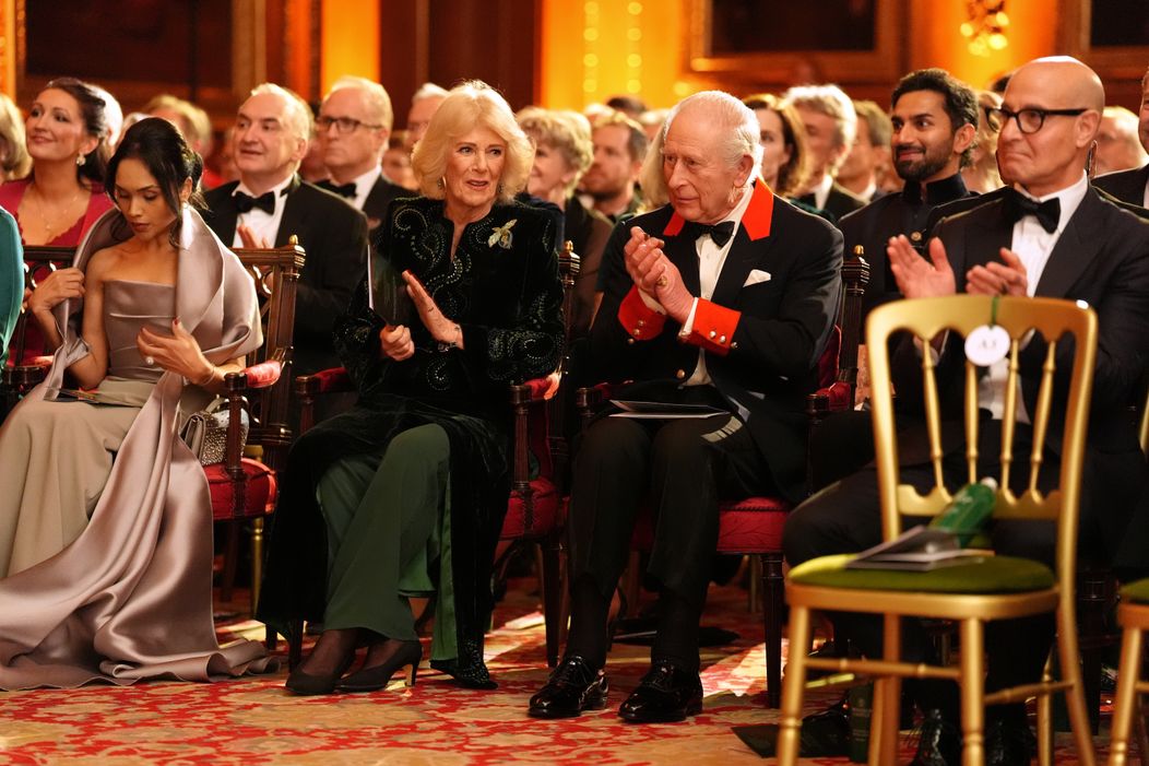 Kráľ Karol III. usporiadal premiéru na hrade Windsor. 