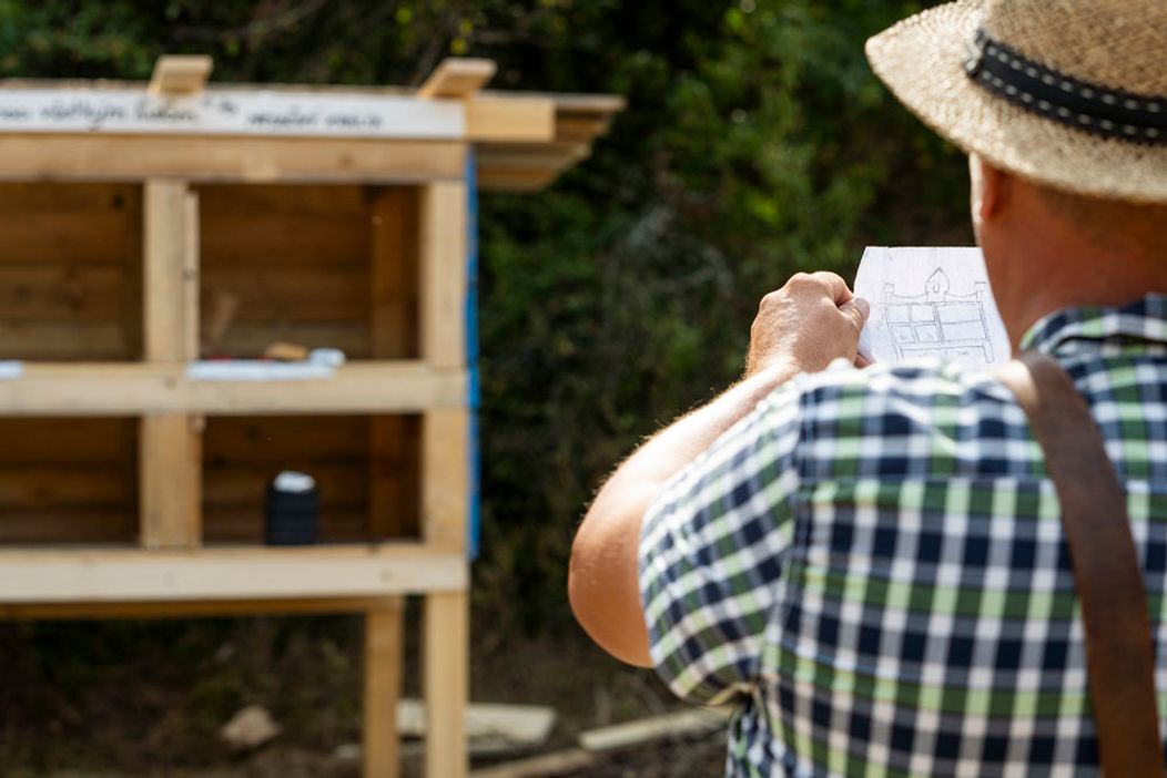 33. deň na statku, z banditov sú už farmári
