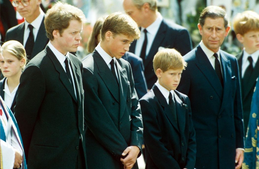 William a Harry na pohrebe princeznej Diany.