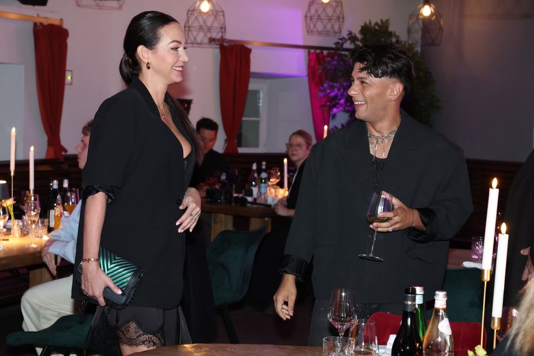 Ornella Koktová a jej bizarná oslava