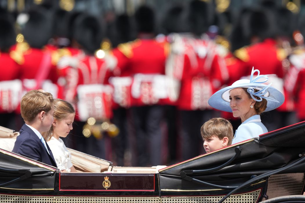 Kráľovská rodina na Trooping the Colour 2026.