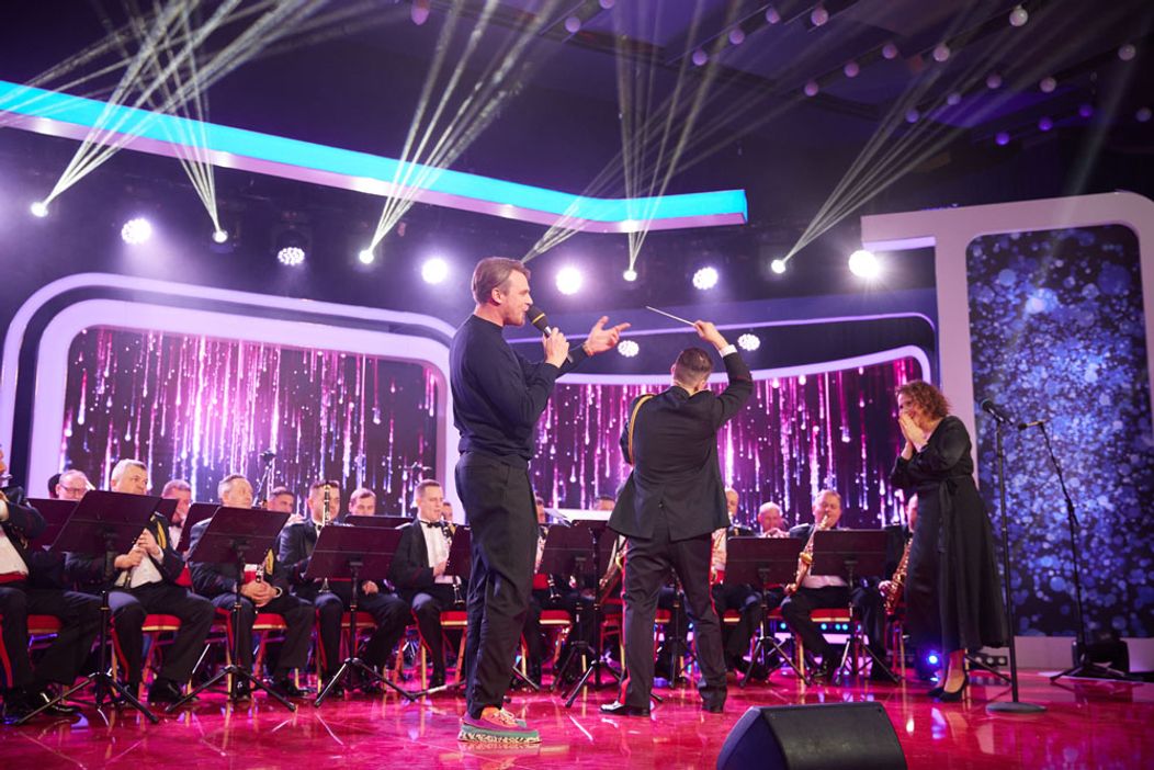 Zábery z premiérovej epizódy šou 2 na 1 so Zuzanou Mauréry