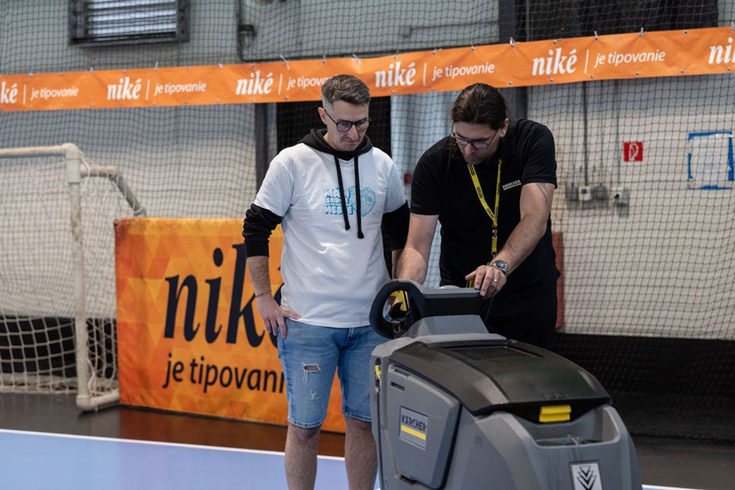 Týždeň pre budúcnosť: Markíza na dobrovoľníckej akcii Naše mesto na ZŠ v Stupave