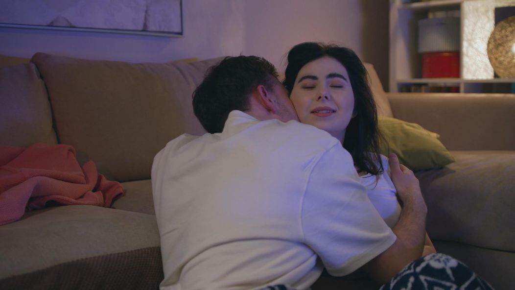 Lenka strávila so svojím učiteľom noc